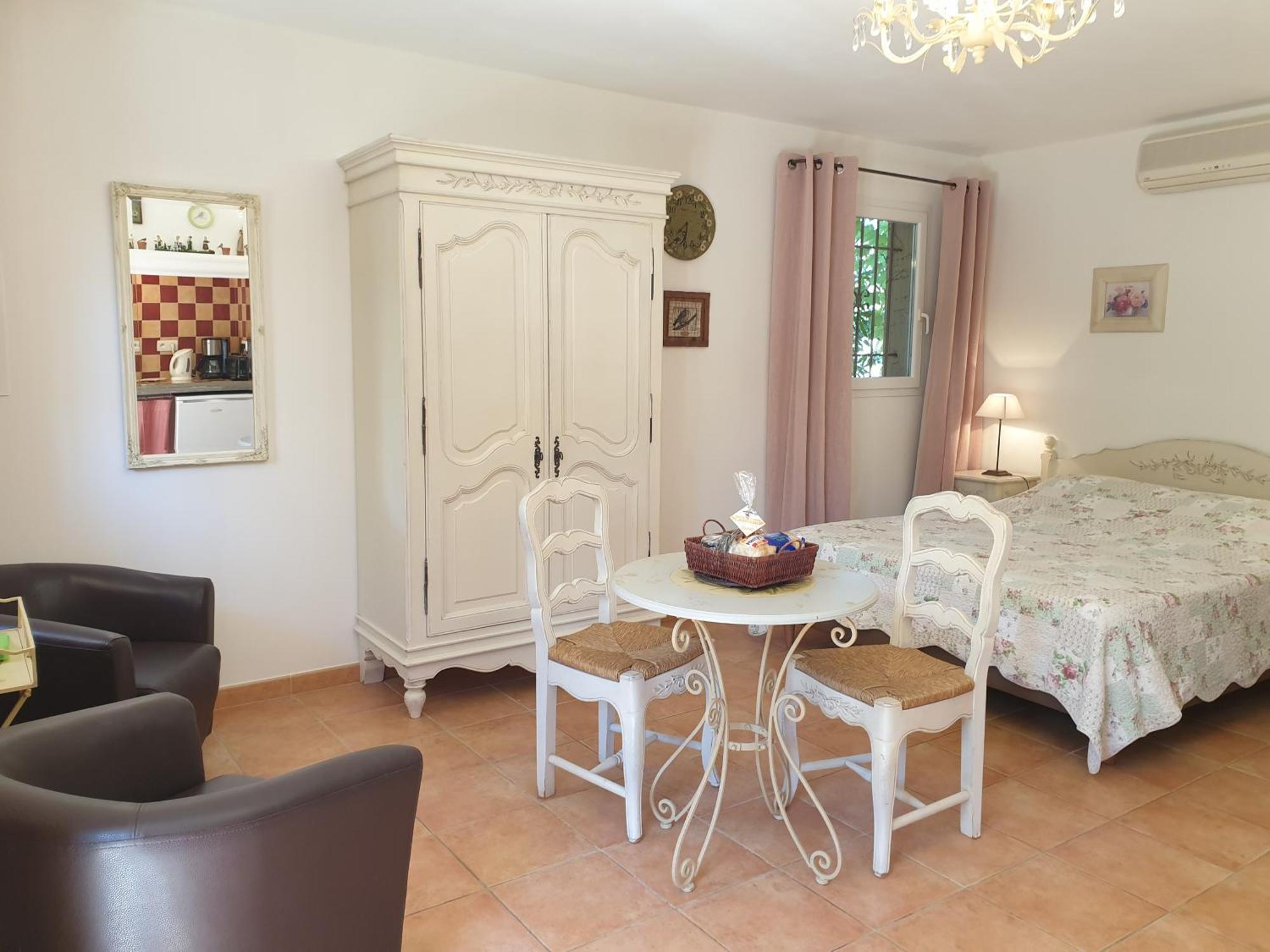 Residence A Merula Calvi  Eksteriør billede