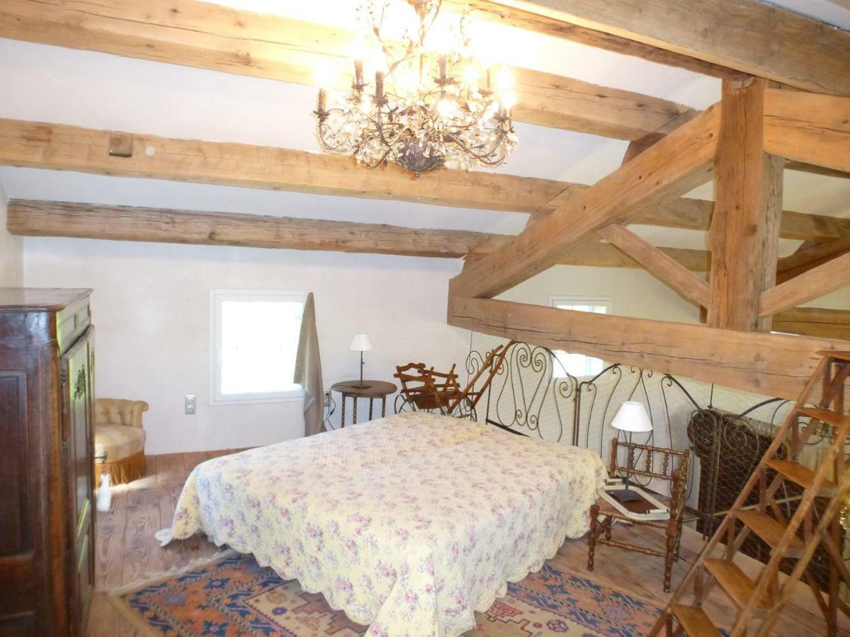 Residence A Merula Calvi  Eksteriør billede
